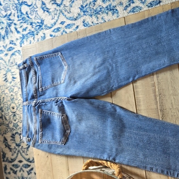 VENUS Floral Embroidered Blue Cropped  Jeans With Rhinestone Detailing - Picture 8 of 15